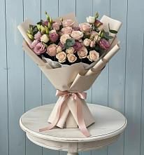 Букет цветов из:  Розы и Лизиантусы в Ильинском Раменский район