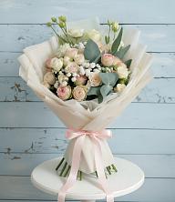 Букет цветов из:  Розы и Лизиантусы в Ильинском Раменский район