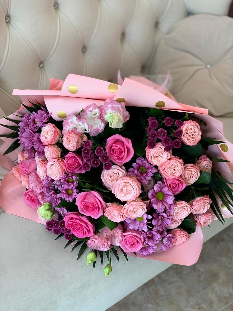 Букет цветов из: Хризантемы, Розы и Лизиантусы в Ильинском Раменский район