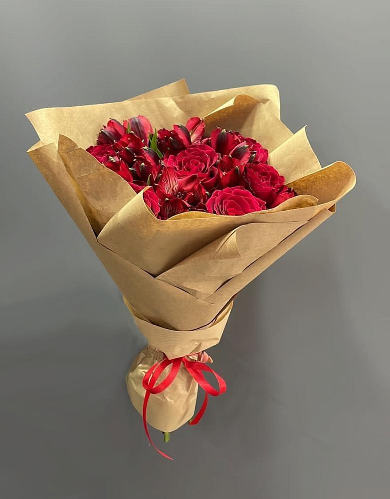 Букет цветов из: Альстромерии и Розы в Ильинском Раменский район