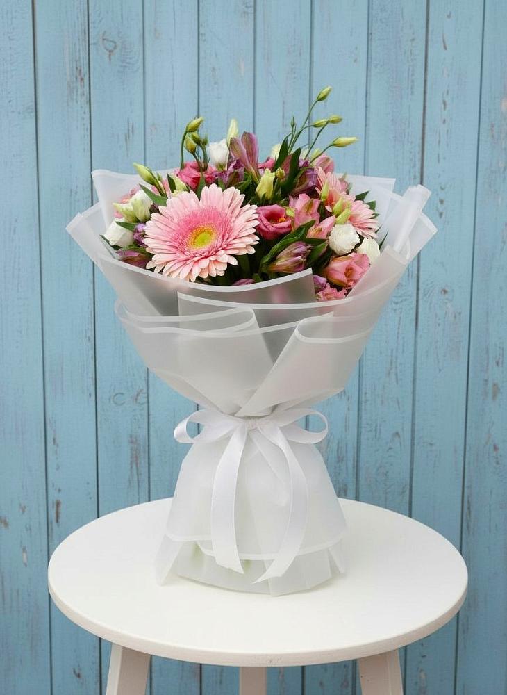 Букет цветов из: Герберы, Альстромерии и Лизиантусы в Ильинском Раменский район