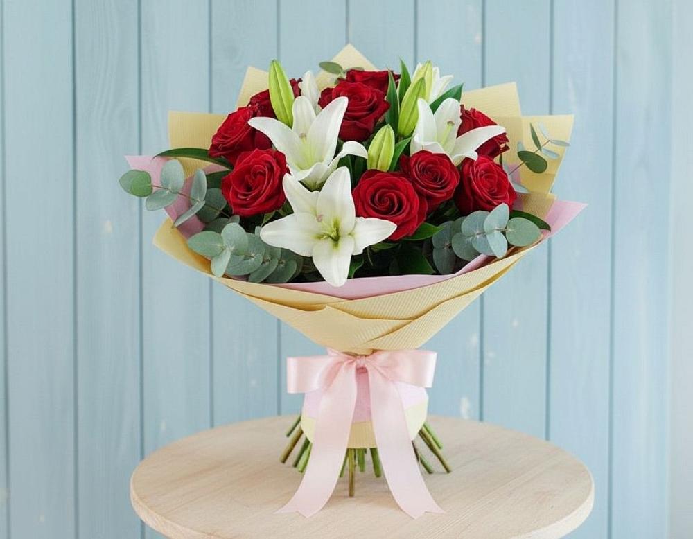 Букет цветов из: Лилии и Розы в Ильинском Раменский район